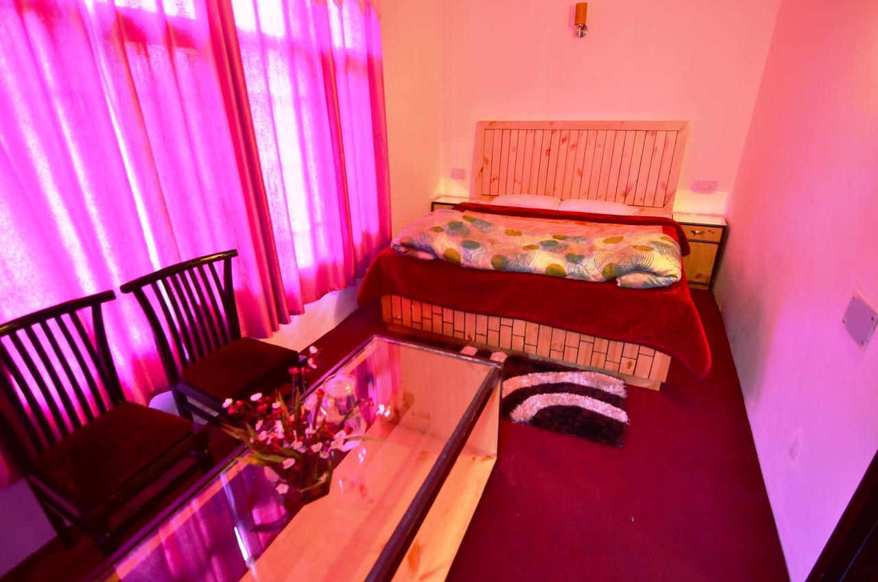 Hotel Seagull Manāli エクステリア 写真