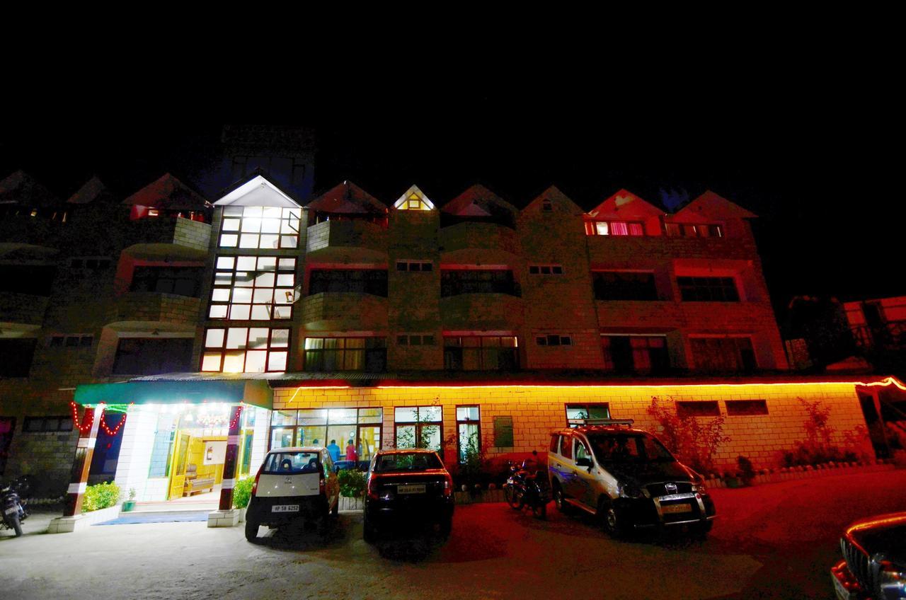 Hotel Seagull Manāli エクステリア 写真