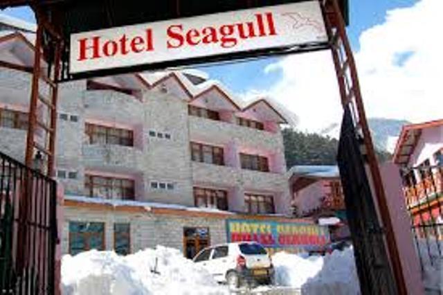 Hotel Seagull Manāli エクステリア 写真