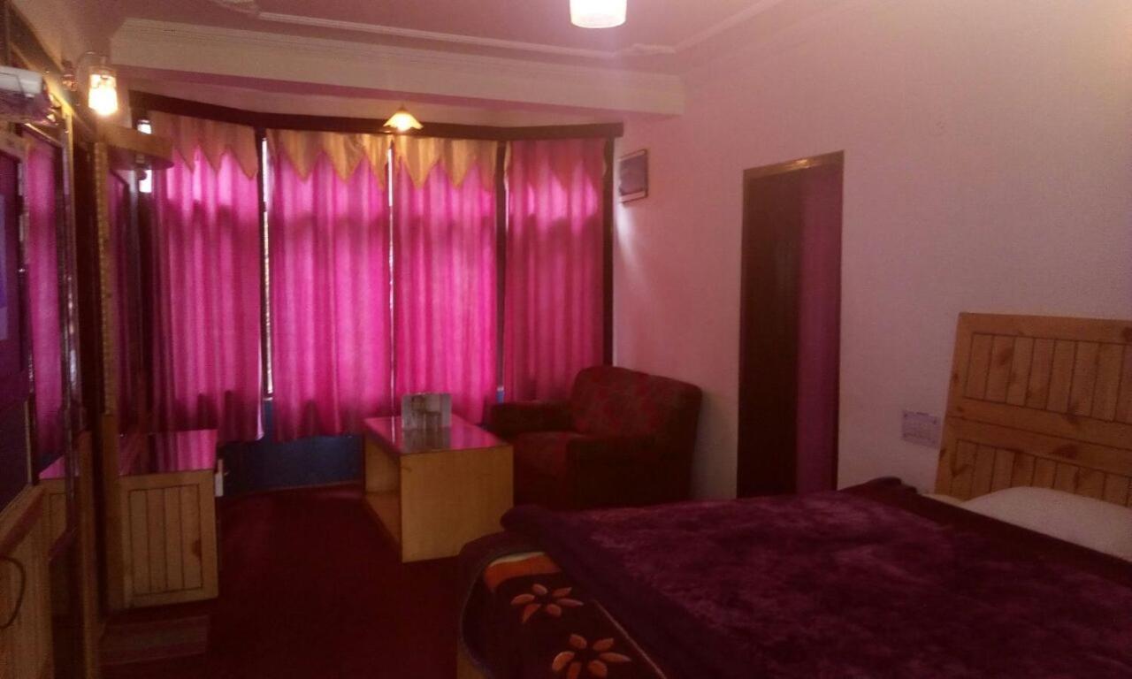 Hotel Seagull Manāli エクステリア 写真